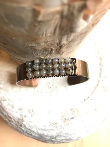 Round Labradorite Bracelet